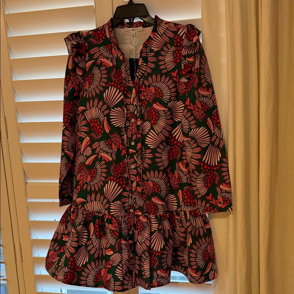 Elegant Long Sleeve Floral Dress in Red and Green